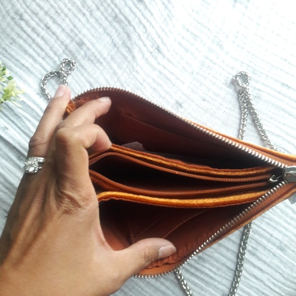 UO rosie wallet crossbody bag - Picture 4 of 6